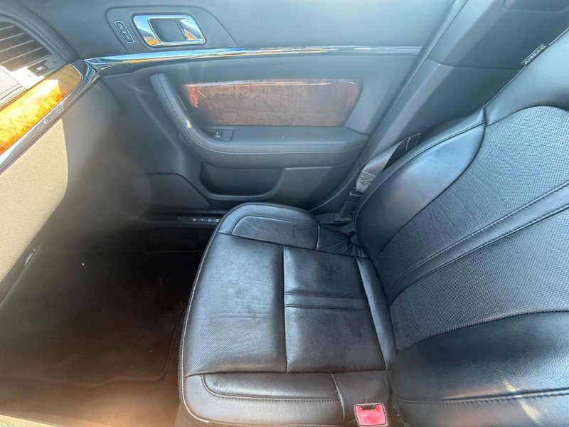 Used 2014 Lincoln MKS 4dr Sdn 3.7L AWD w/ Equipment Group 101A image 20