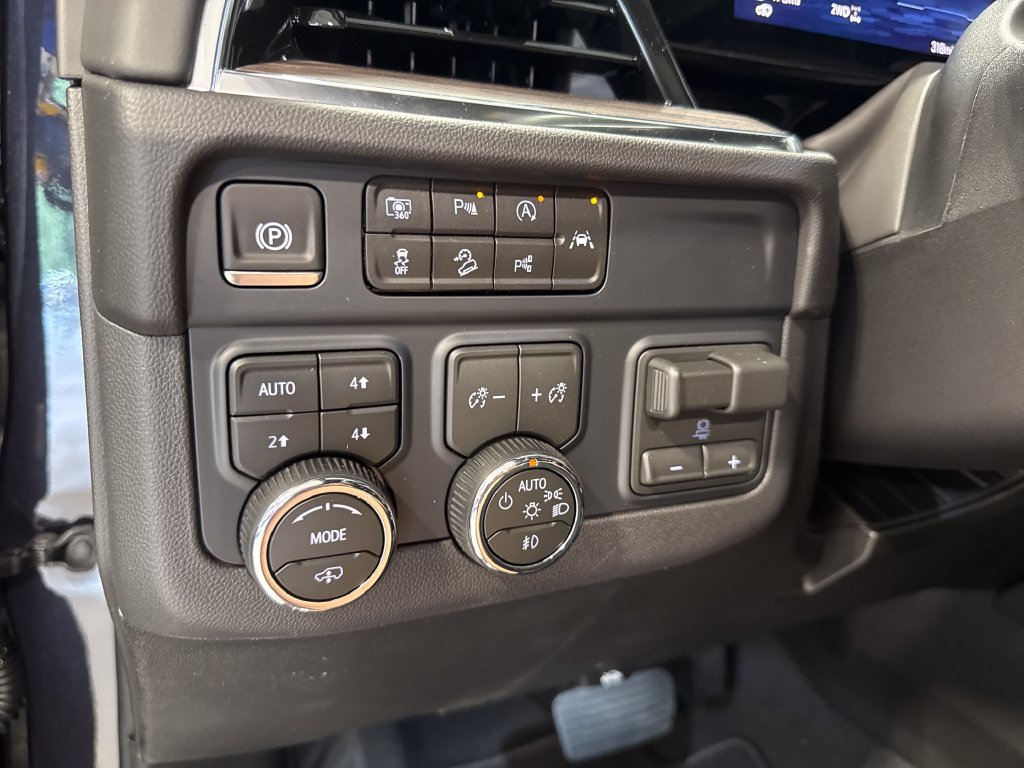 New 2026 Chevrolet Tahoe Z71 w/ Z71 Off-Road Package AWD/4WD image 9