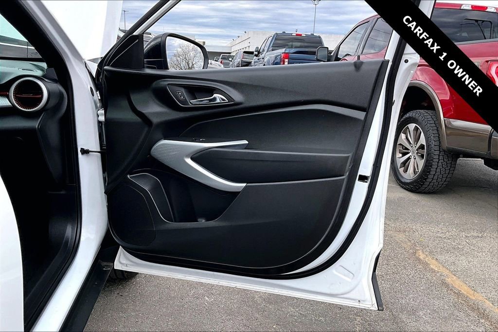 Used 2024 Chevrolet Trax RS image 26