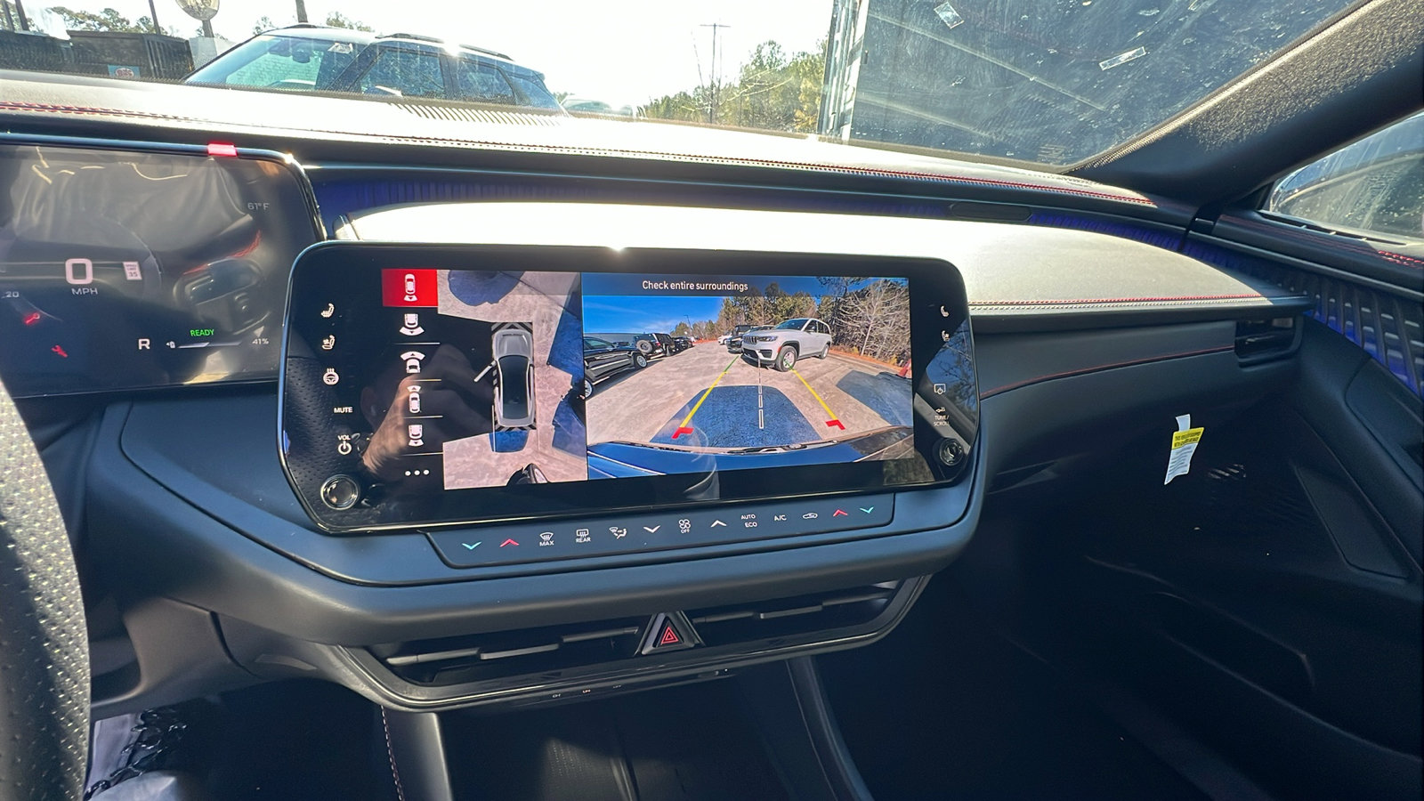 Used 2024 Dodge Charger R/T w/ Plus Group image 30