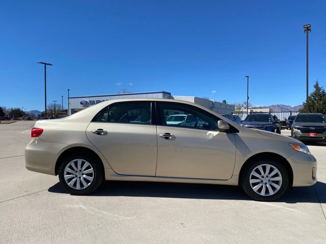 Used 2013 Toyota Corolla LE image 7
