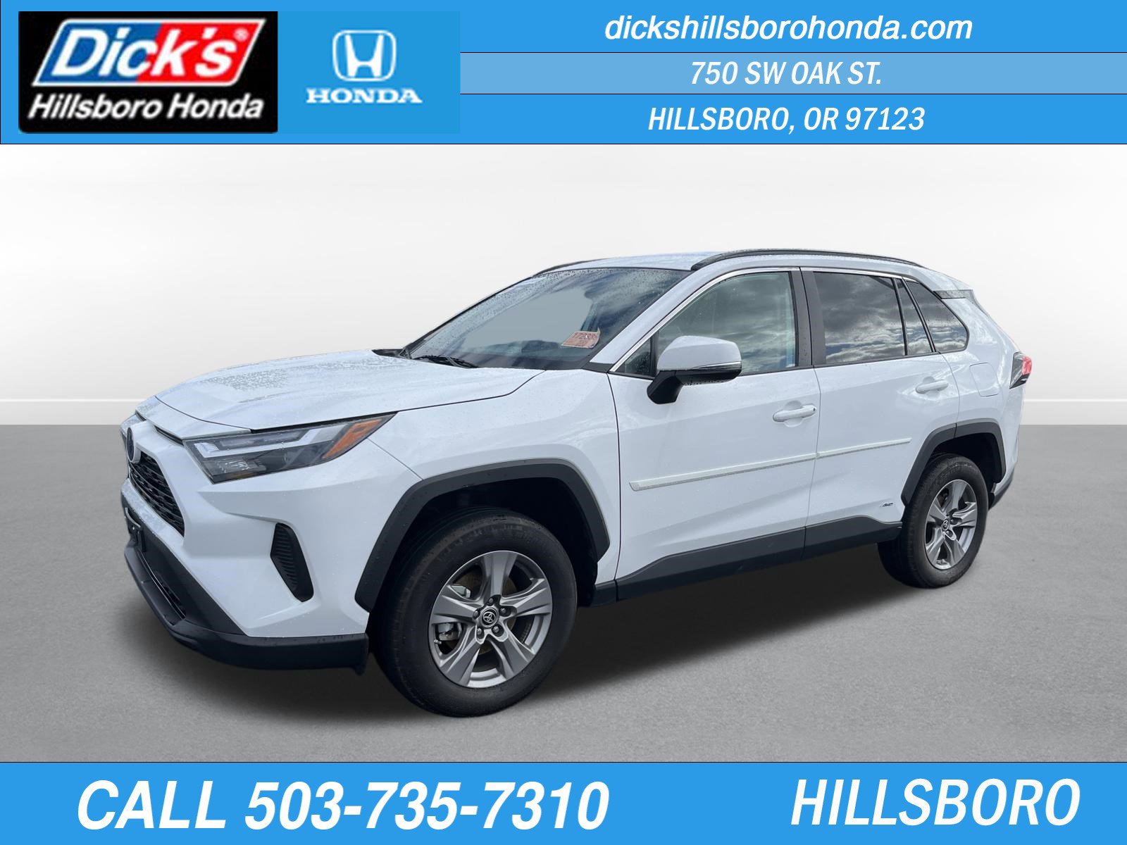 Used 2024 Toyota RAV4 LE AWD/4WD image 1