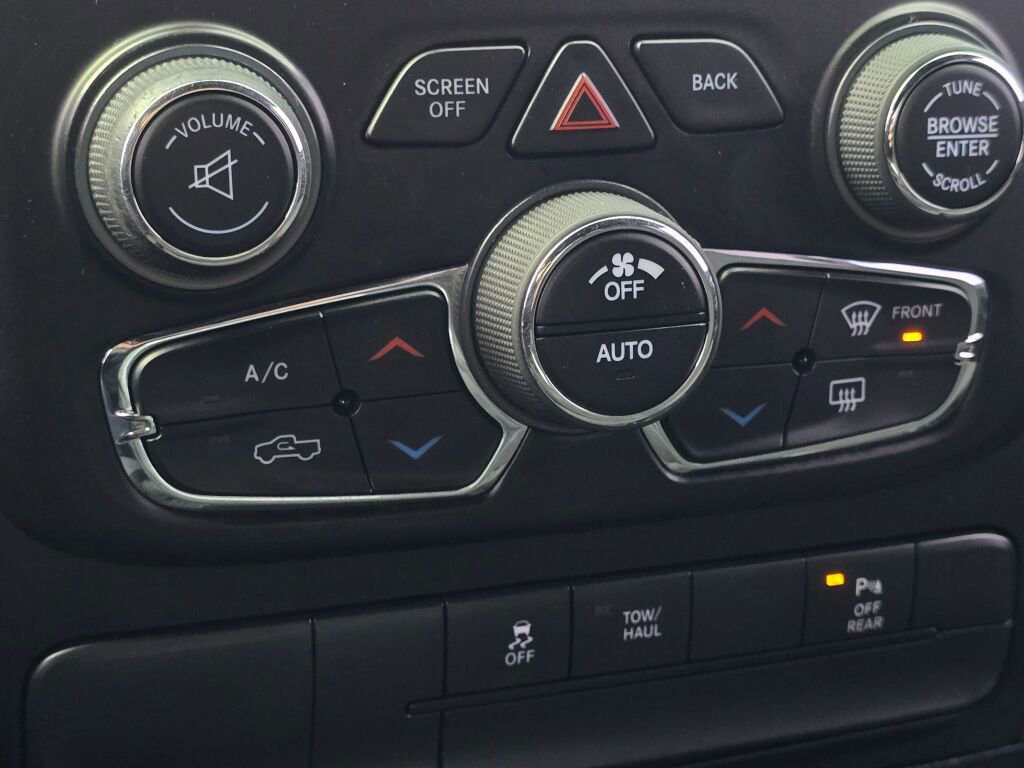 Used 2021 RAM 1500 Classic Warlock w/ Luxury Group image 31