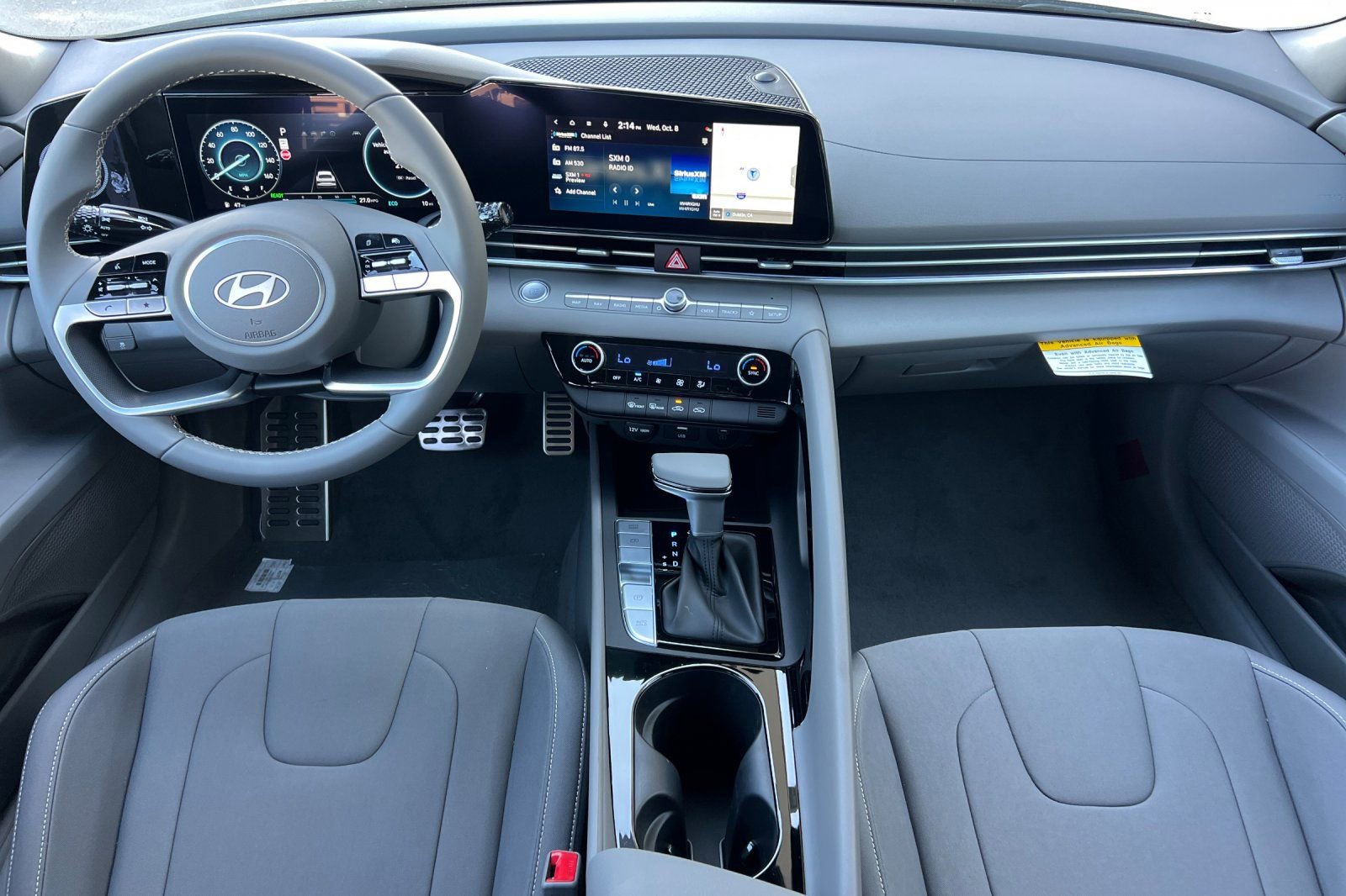 Used 2025 Hyundai Elantra SEL image 18