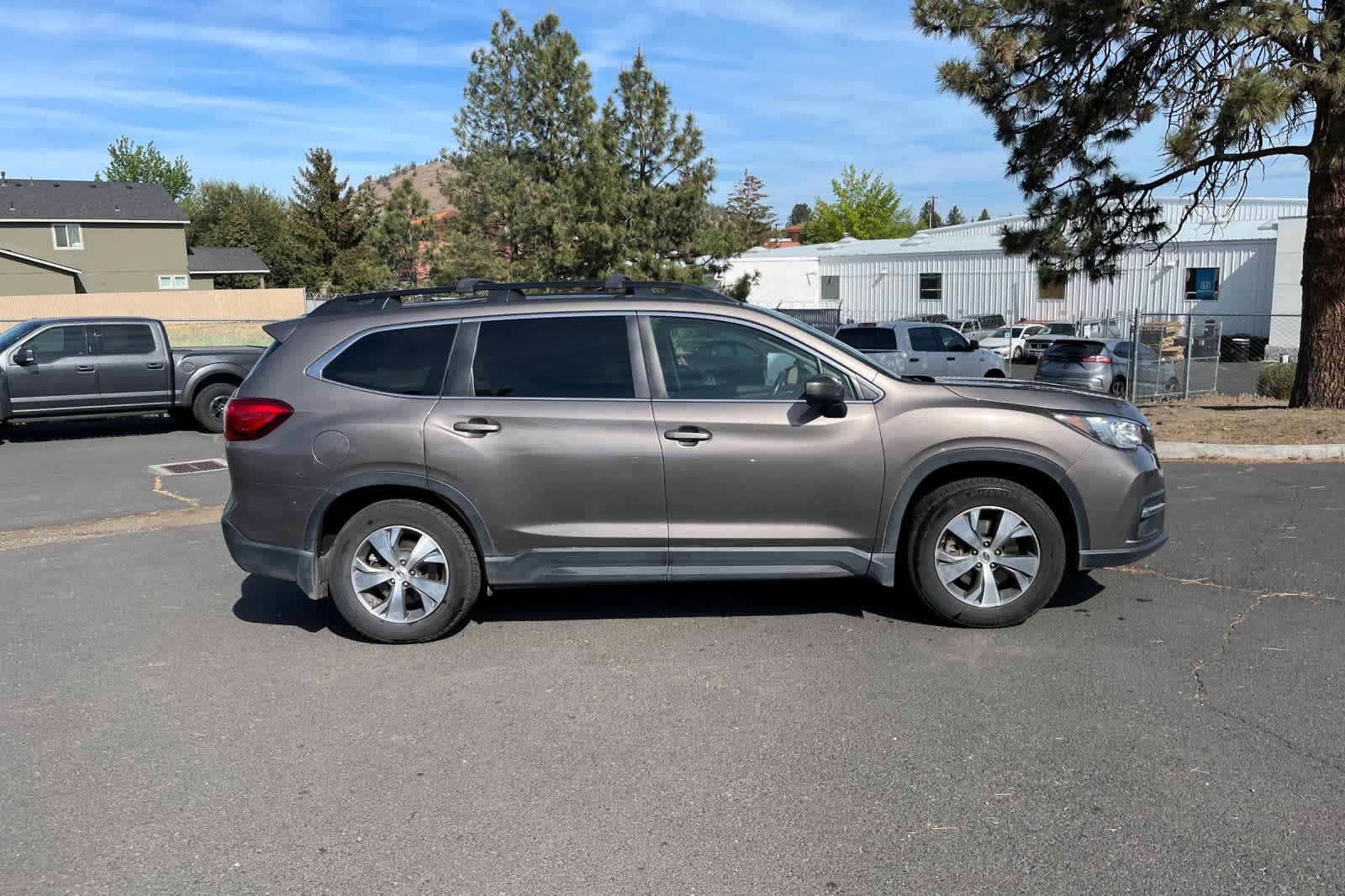 Used 2021 Subaru Ascent Premium w/ Convenience Package AWD/4WD image 6