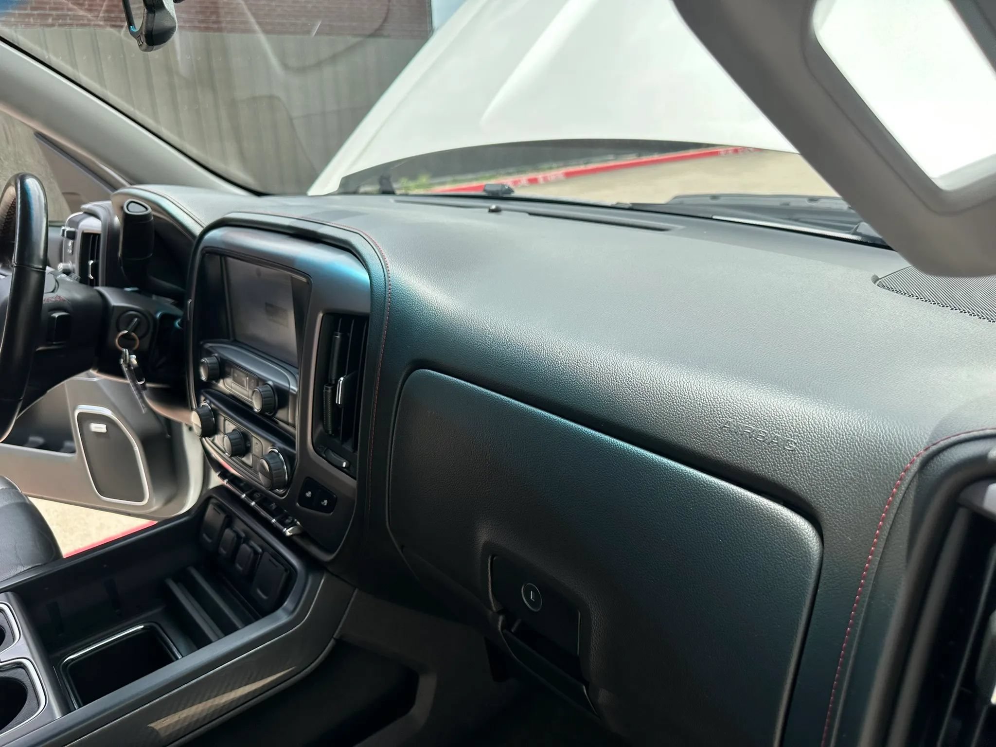 Used 2015 GMC Sierra 1500 SLT AWD/4WD image 31