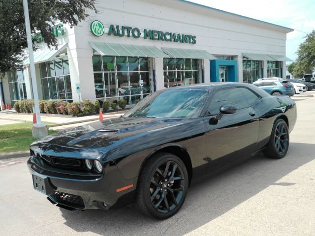 Used 2022 Dodge Challenger SXT w/ Blacktop Package RWD image 1