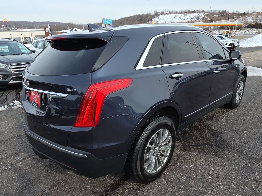Used 2018 Cadillac XT5 Luxury w/ Driver Awareness Package image 8