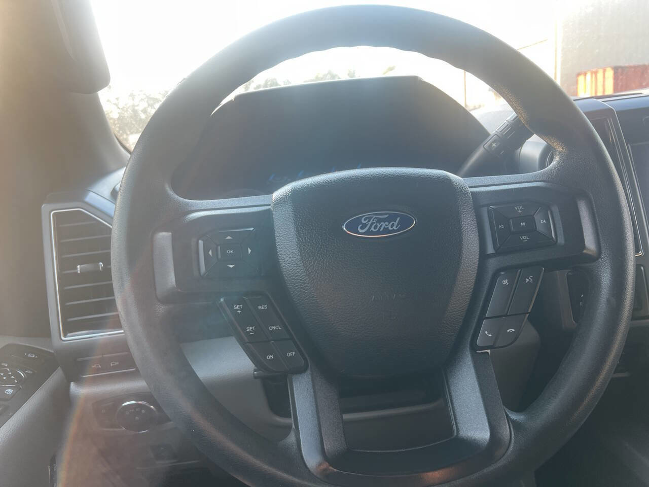 Used 2019 Ford F350 XLT w/ XLT Value Package image 12