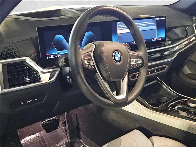 Used 2026 BMW X5 xDrive40i w/ Climate Comfort Package AWD/4WD image 8