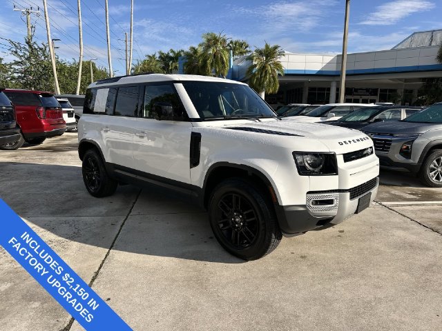 Used 2025 Land Rover Defender 110 S AWD/4WD image 16