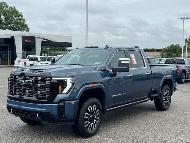 Certified 2026 GMC Sierra 2500 Denali Ultimate AWD/4WD image 2