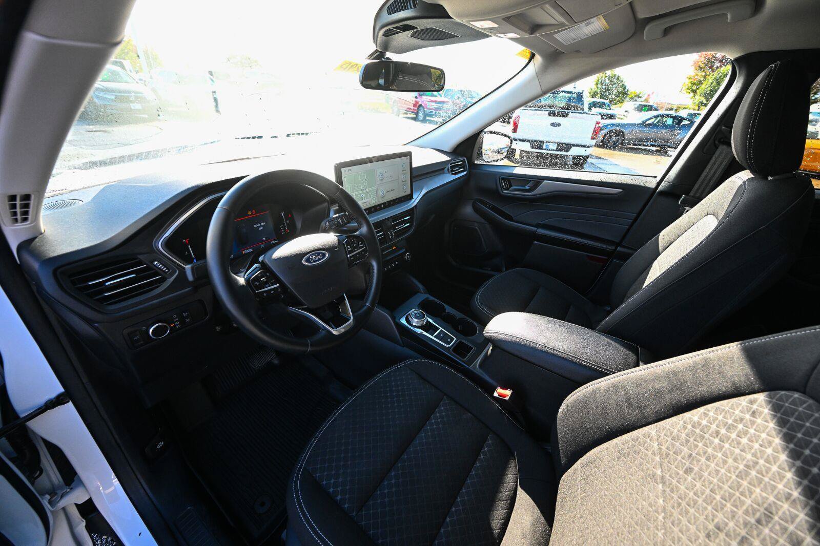 Used 2024 Ford Escape Active w/ Tech Pack #1 AWD/4WD image 18
