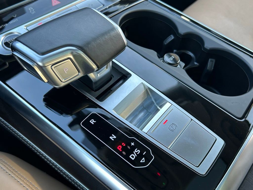 Used 2025 Audi Q7 3.0T Prestige image 35