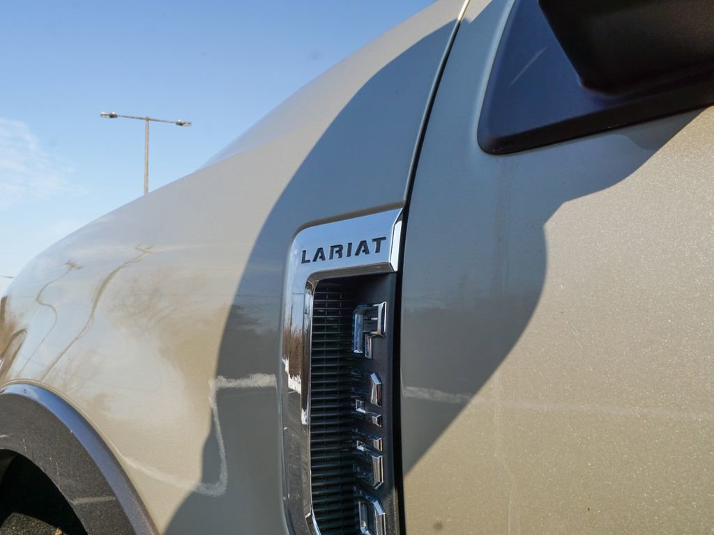 Used 2017 Ford F250 Lariat w/ Lariat Ultimate Package image 9