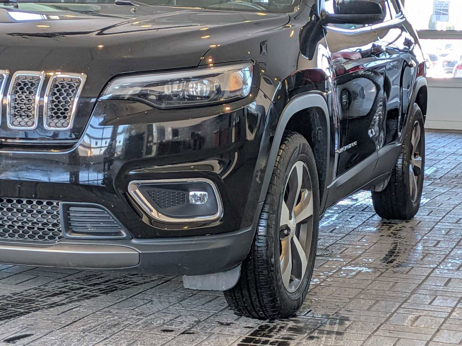 Certified 2020 Jeep Cherokee Limited image 10