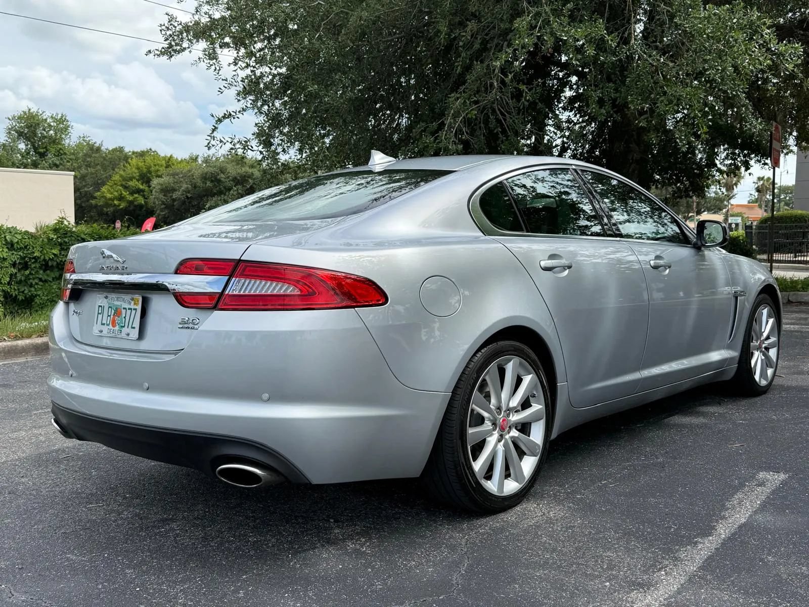 Used 2014 Jaguar XF 3.0 AWD/4WD image 5