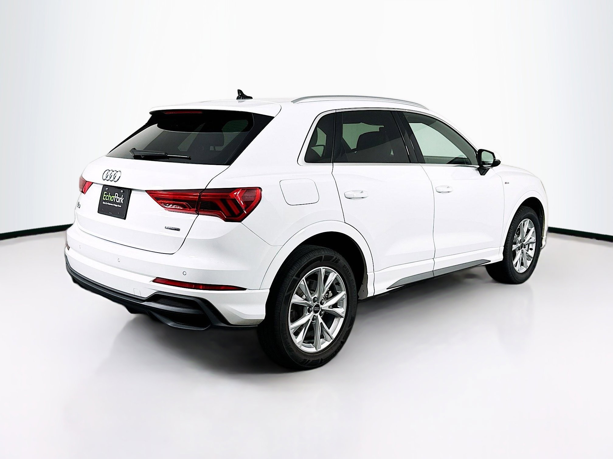 Used 2024 Audi Q3 2.0T Premium AWD/4WD image 9
