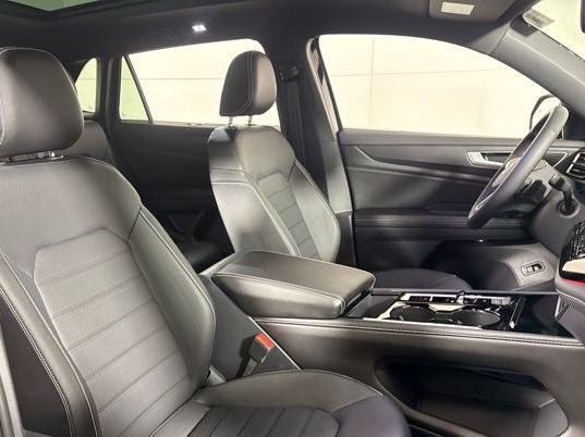 New 2026 Volkswagen Atlas Cross Sport SEL R-Line AWD/4WD image 15