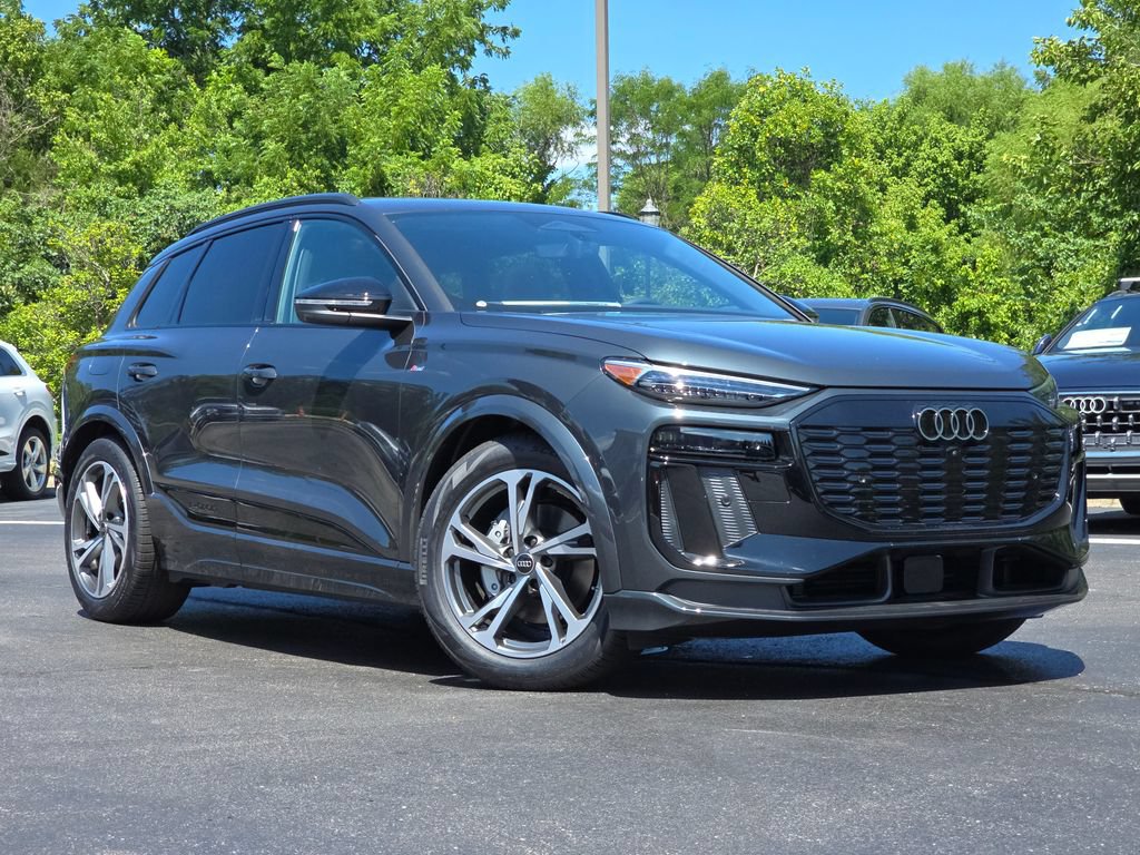 New 2027 Audi Q6 e-tron Prestige AWD/4WD image 2
