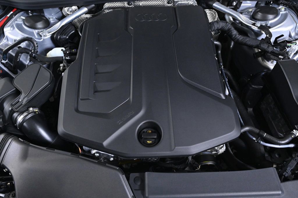 Used 2025 Audi A5 2.0T Premium w/ Convenience Package image 21
