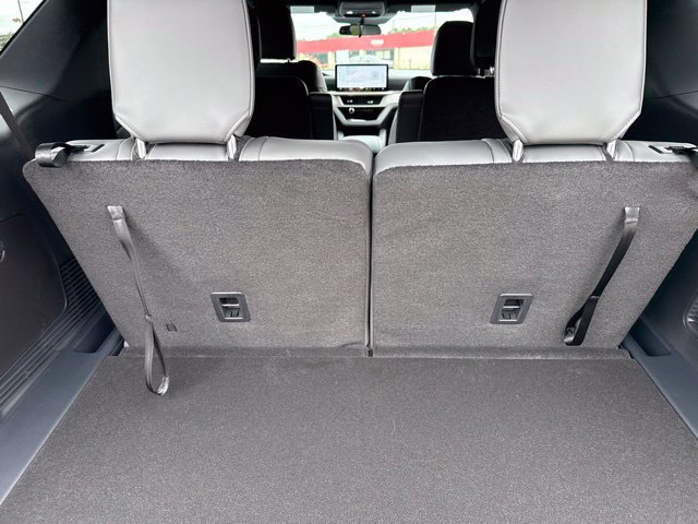 New 2027 Ford Explorer Active w/ Active Comfort Package RWD image 17