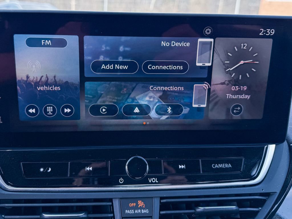 Used 2025 Nissan Altima 2.5 SR w/ SR Premium Package image 11