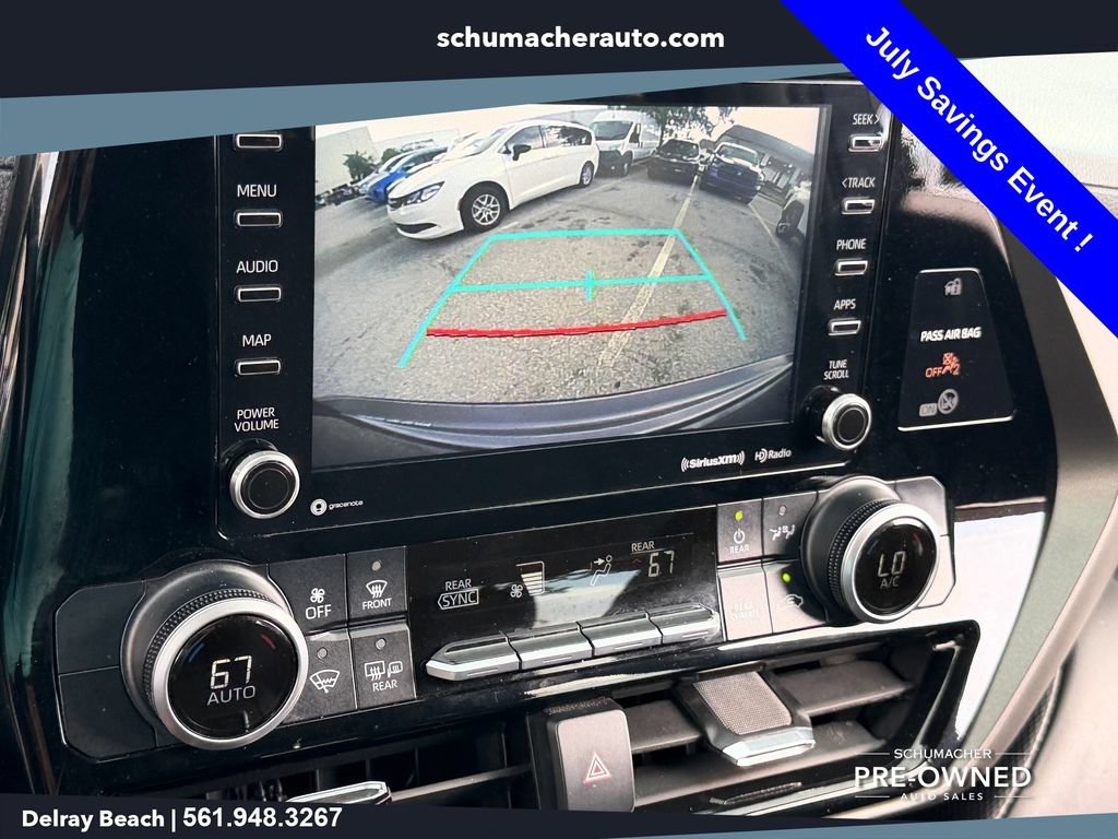 Used 2021 Toyota Highlander LE FWD image 22