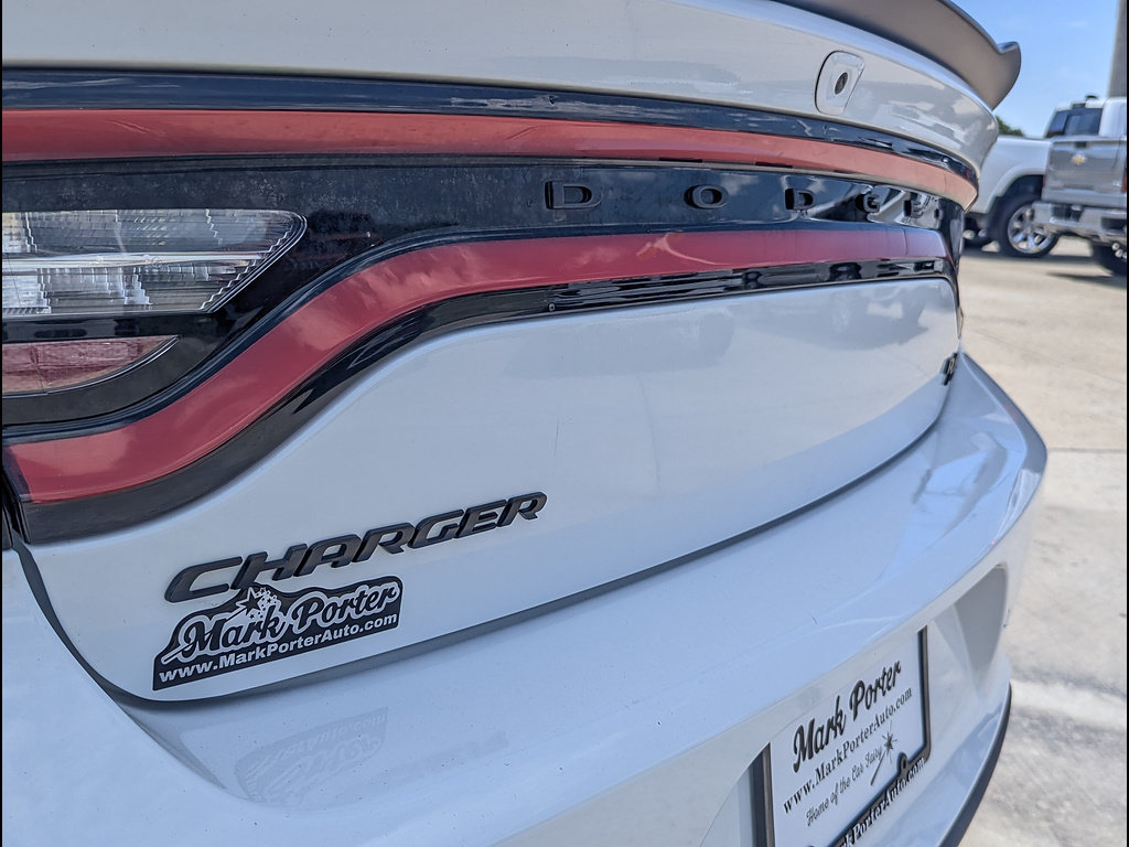 Used 2023 Dodge Charger R/T w/ Plus Group RWD image 11