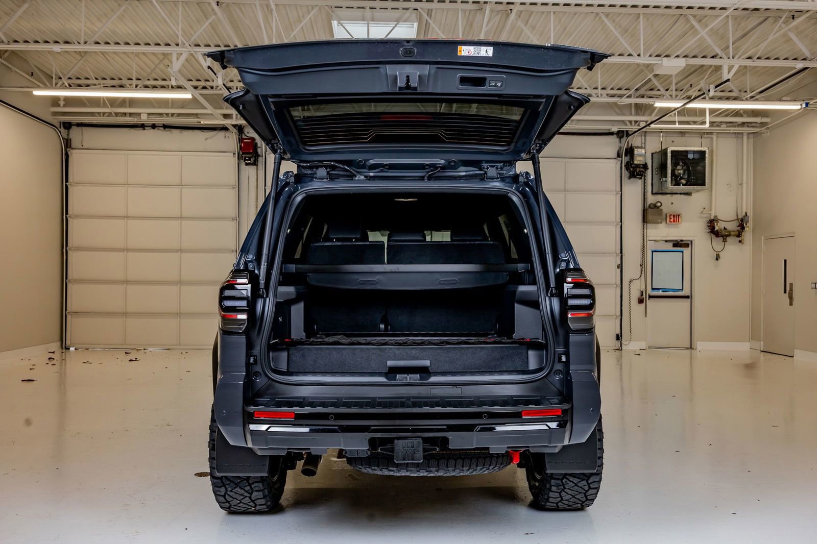 Used 2025 Toyota 4Runner TRD Pro AWD/4WD image 9