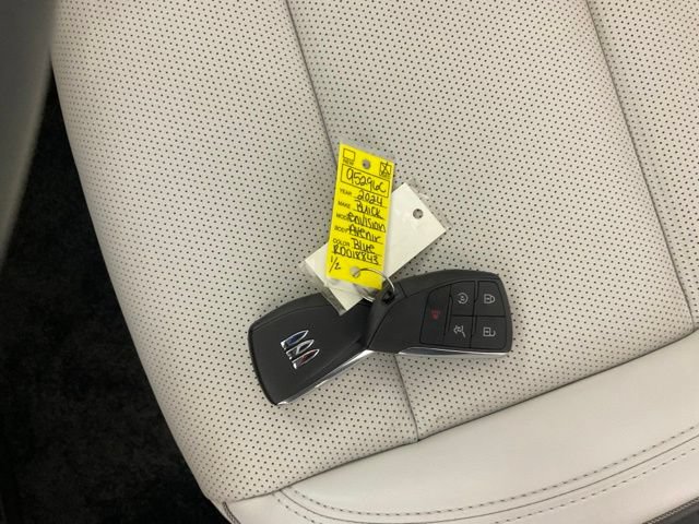 Used 2024 Buick Envision Avenir AWD/4WD image 47