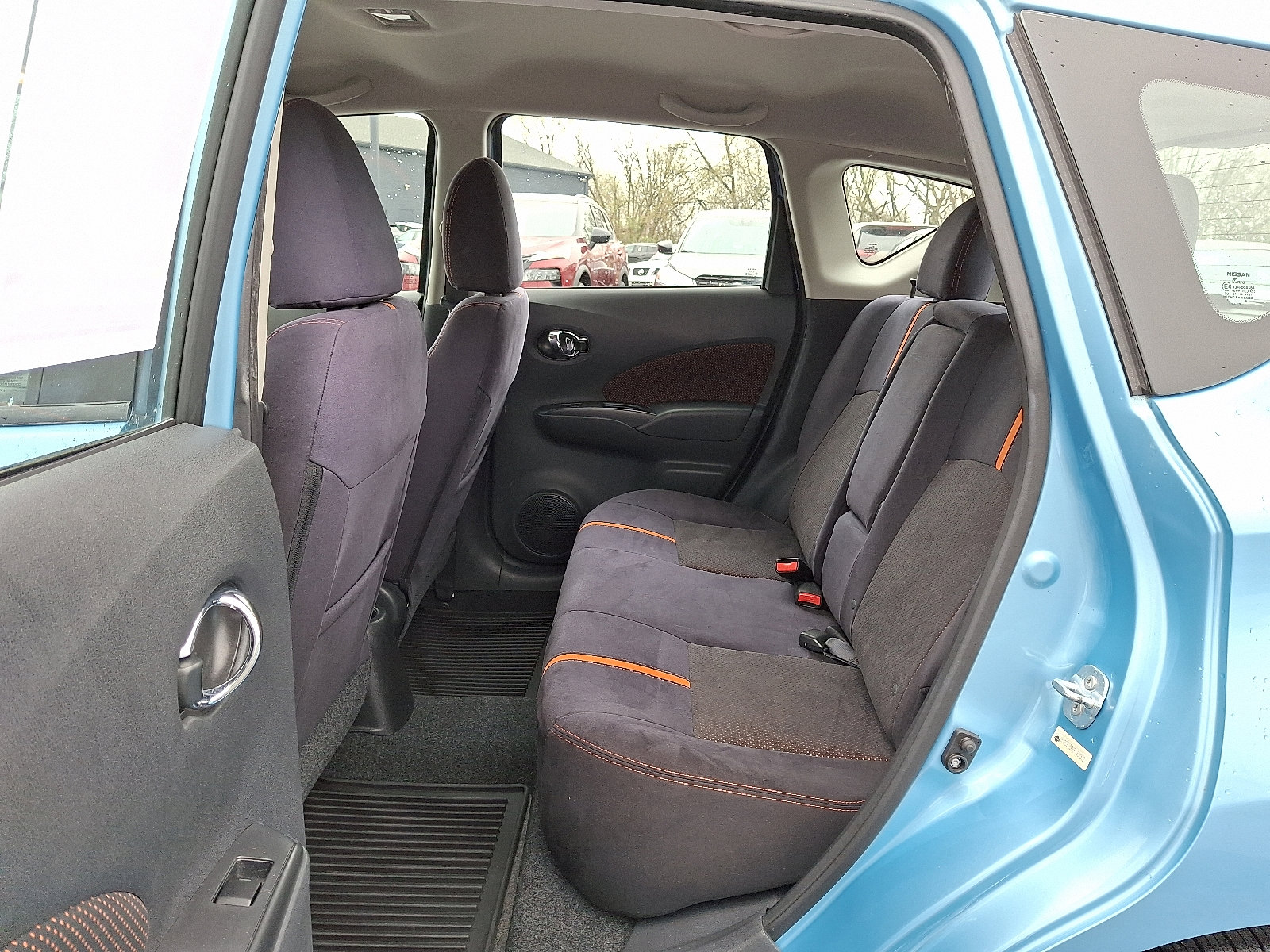 Used 2015 Nissan Versa Note SR w/ SR Tech Package image 12