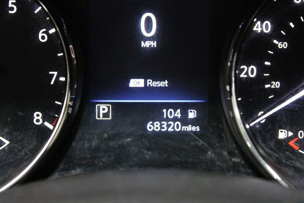 Used 2020 Nissan Rogue SV image 39