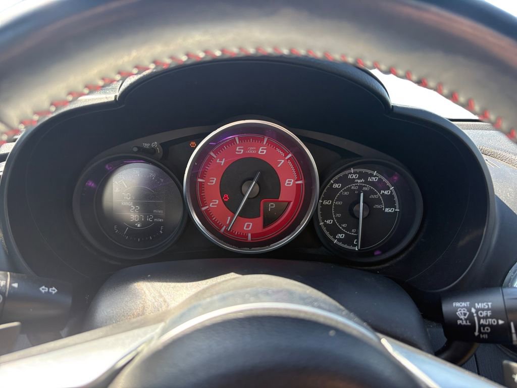 Used 2017 FIAT 124 Spider Abarth RWD image 21