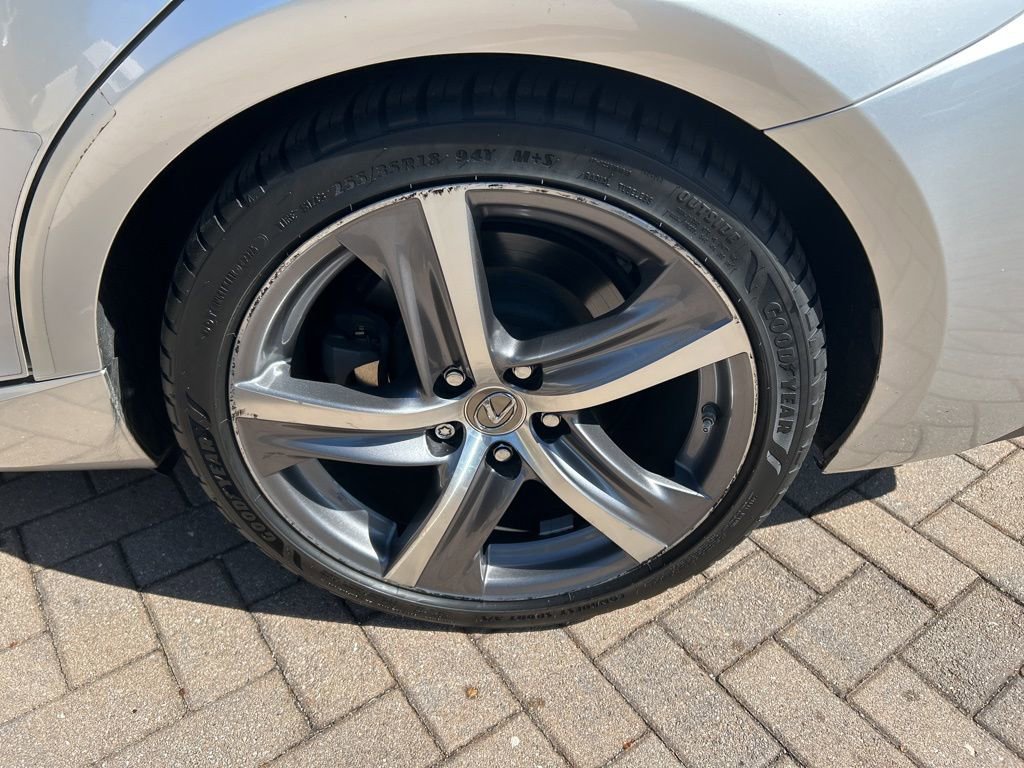 Used 2019 Lexus IS 300 RWD image 11