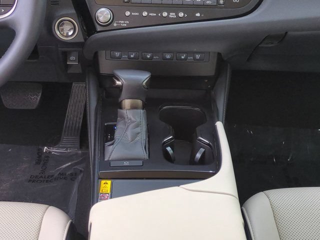 Certified 2025 Lexus ES 350 w/ Premium Package FWD image 18