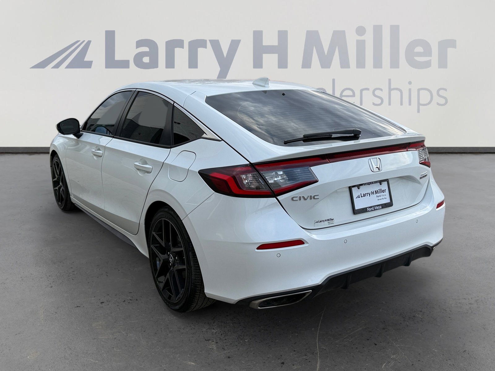 Used 2023 Honda Civic Sport Touring image 3