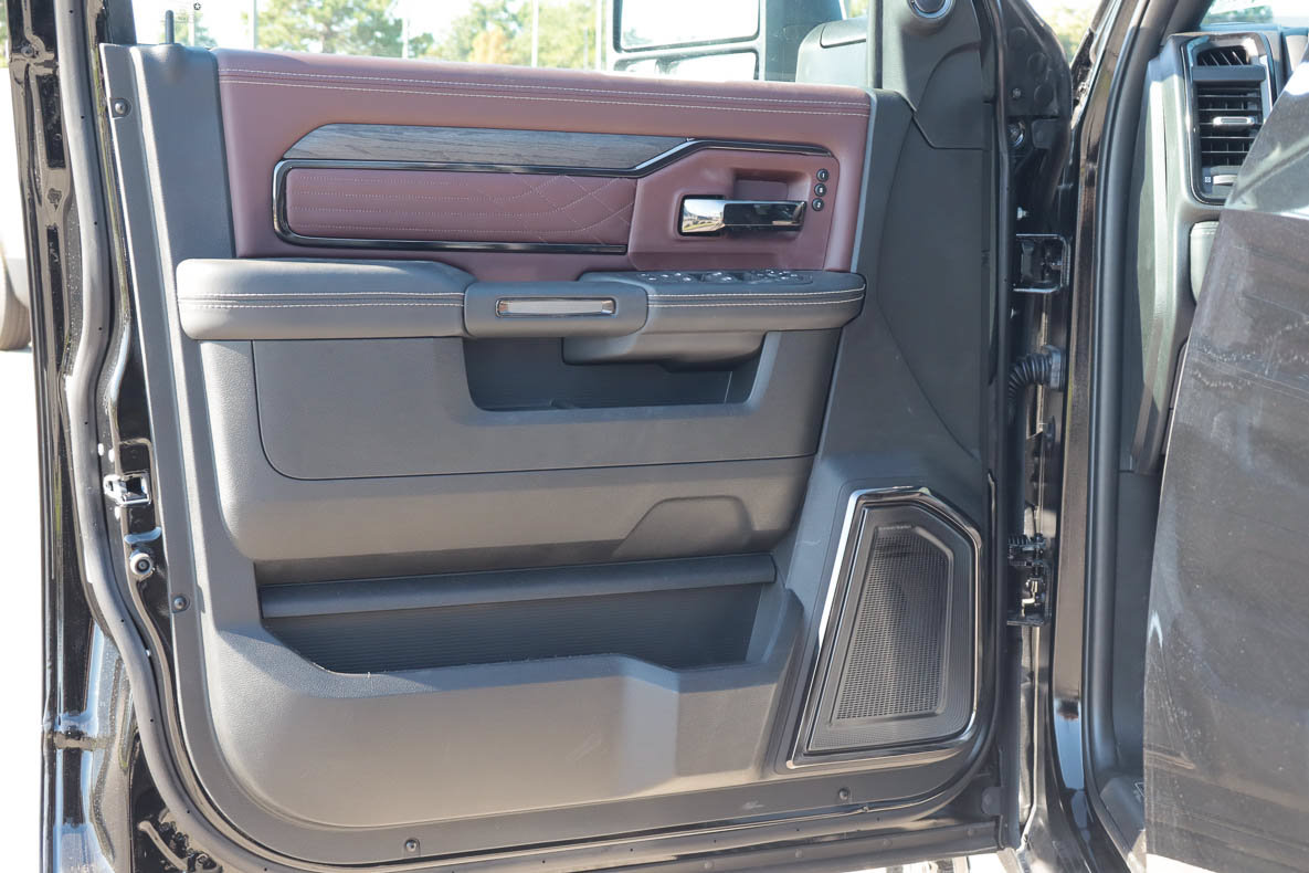 New 2027 RAM 3500 Limited AWD/4WD image 12