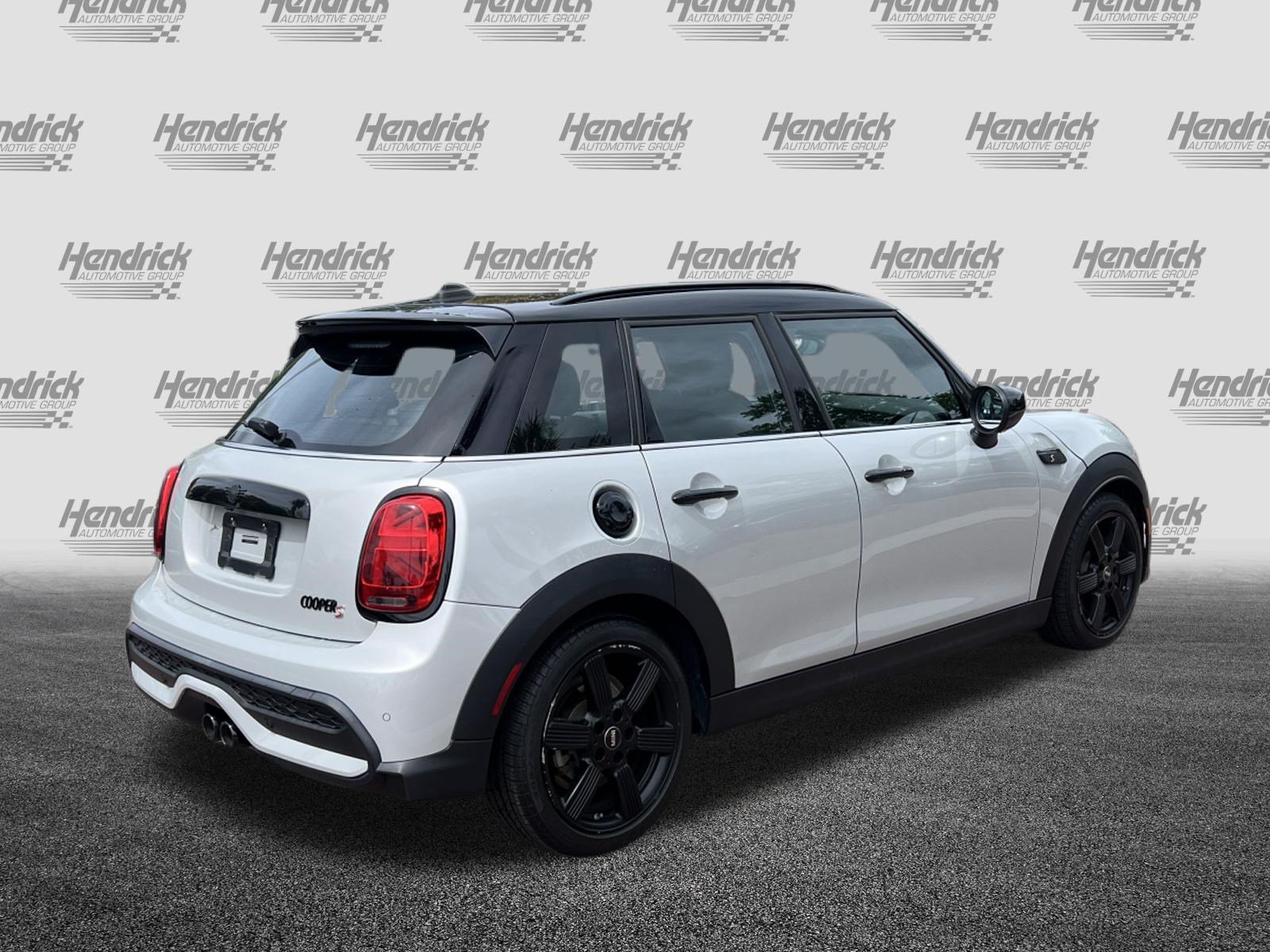 Used 2022 MINI Cooper S FWD image 10