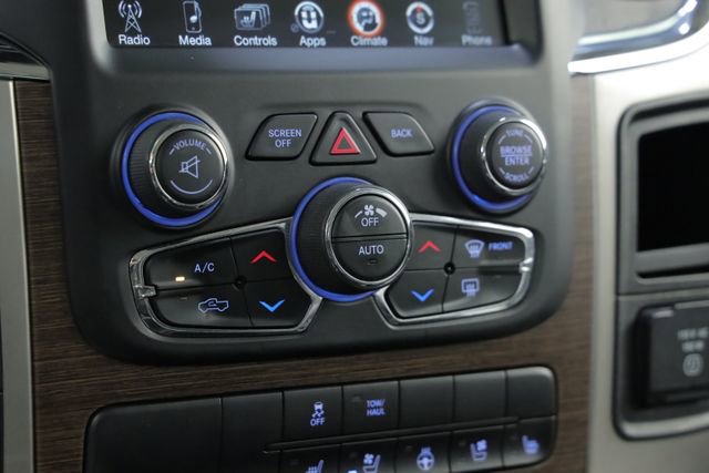 Used 2016 RAM 1500 Laramie w/ Convenience Group image 20