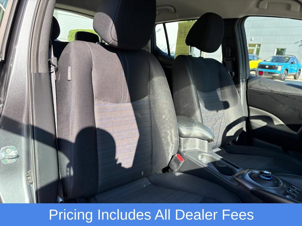 Used 2023 Nissan Leaf S FWD image 18