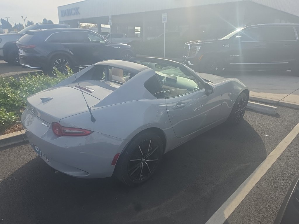 Used 2024 MAZDA MX-5 Miata RF Grand Touring w/ Weather Package RWD image 2