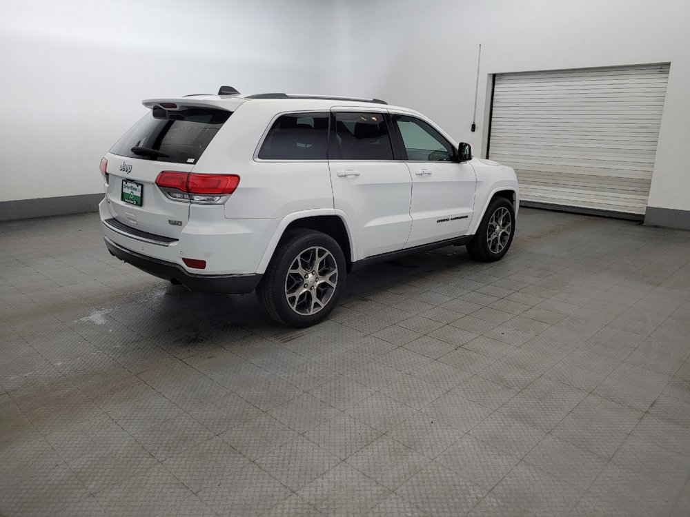 Used 2018 Jeep Grand Cherokee Limited AWD/4WD image 10