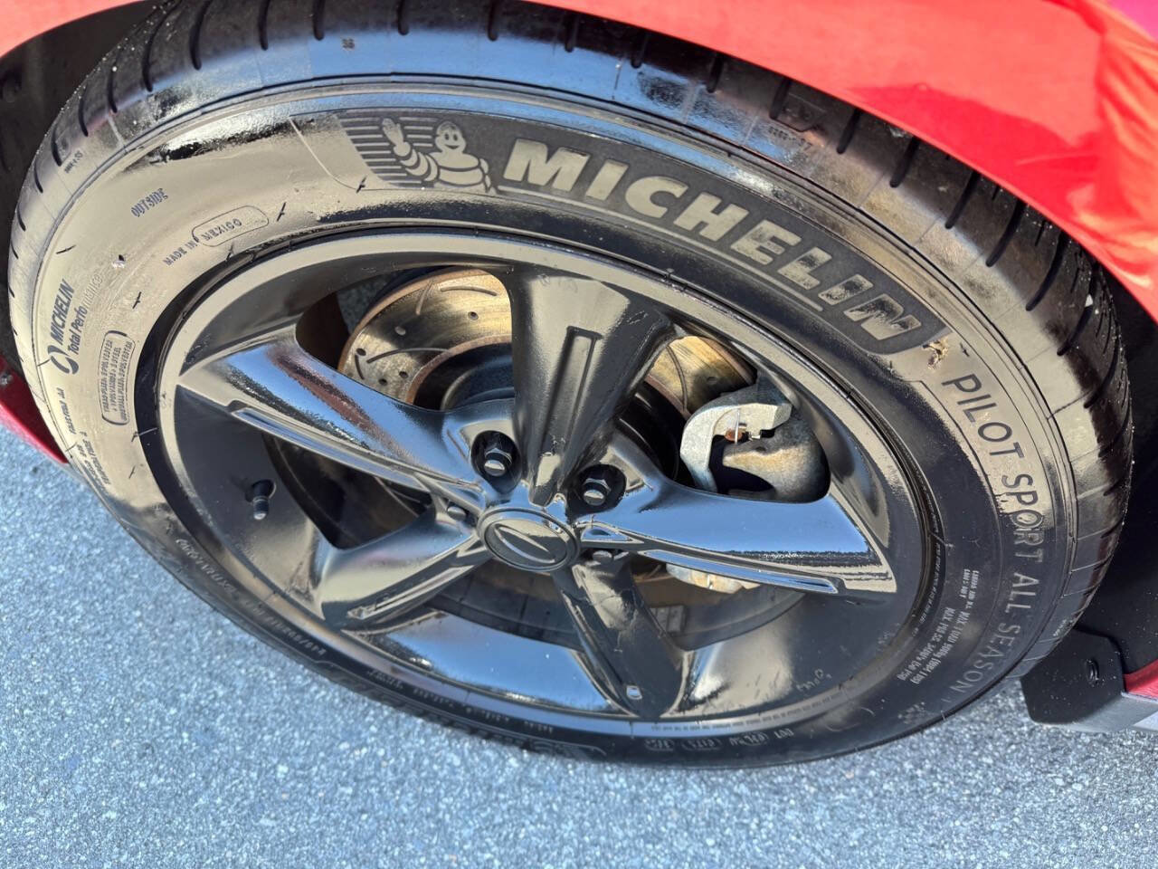 Used 2012 Ford Mustang GT Premium w/ Security Pkg RWD image 12