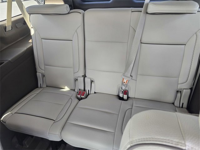 Used 2022 GMC Yukon XL Denali image 11