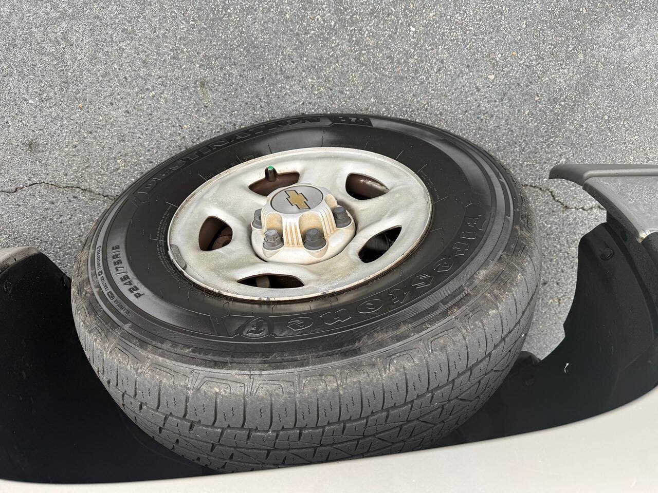 Used 2004 Chevrolet Silverado 1500 W/T RWD image 10