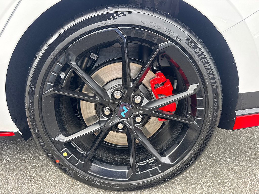 New 2026 Hyundai Elantra N FWD image 5
