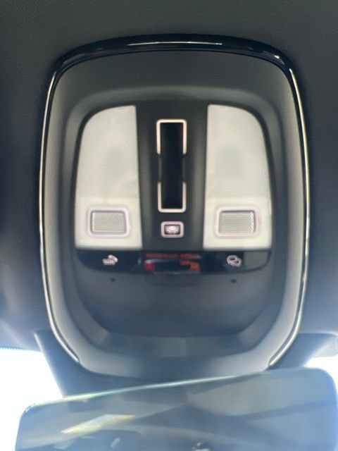 New 2026 Volvo XC90 B5 Core AWD/4WD image 19