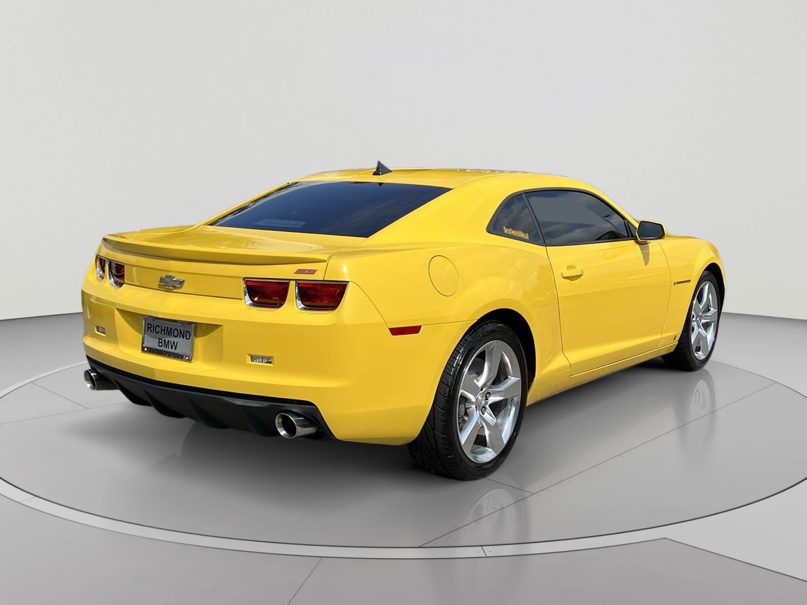Used 2010 Chevrolet Camaro SS w/ RS Package RWD image 5