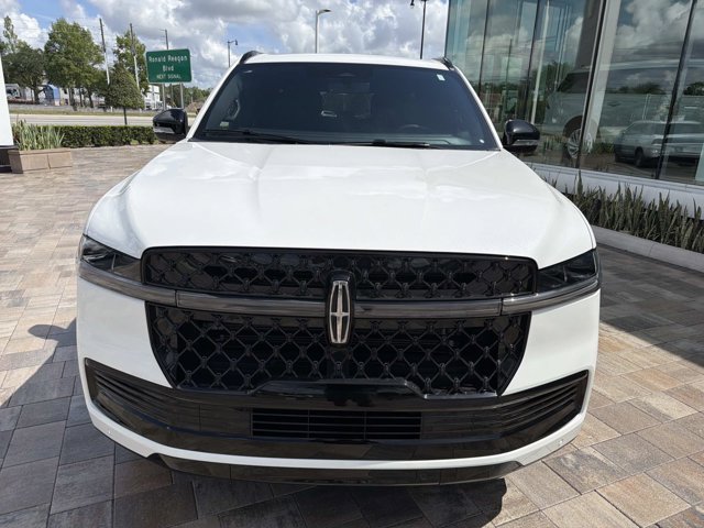 New 2026 Lincoln Navigator L Reserve w/ Jet Appearance Package AWD/4WD image 6